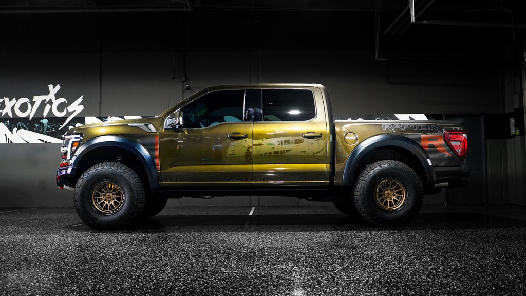 Ford F-150 Raptor R photo 1