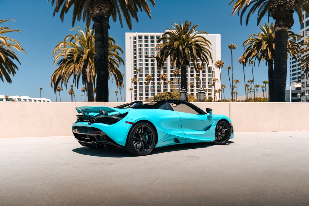 McLaren 720S Spider photo 1