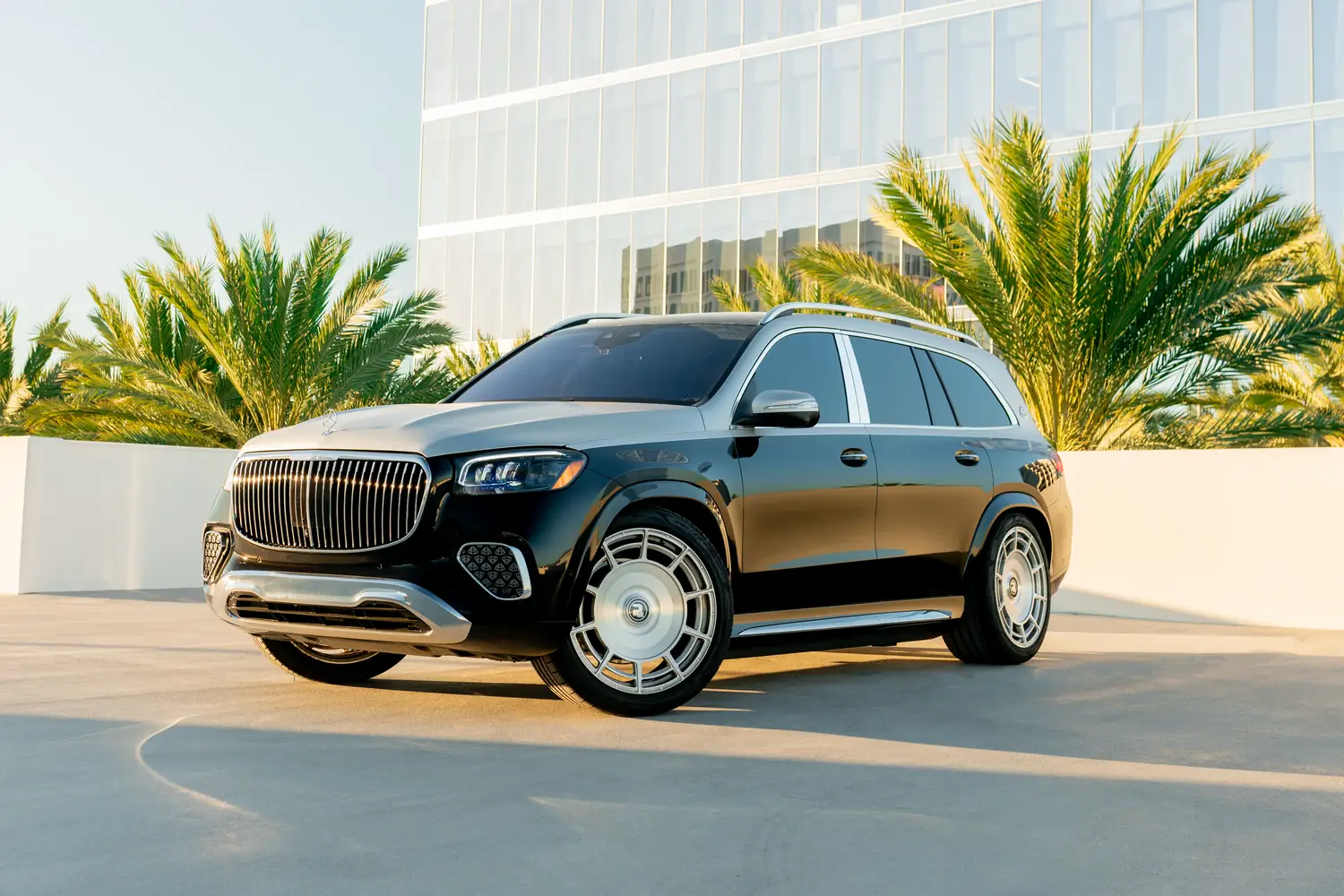 Mercedes-Maybach GLS 600 photo 1